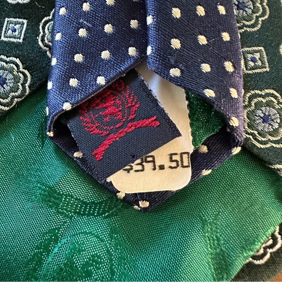 NWT Vintage Tommy Hilfiger 100% Silk Tie OS - Picture 6 of 6